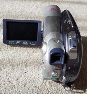 Canon dvd camcorder model dc100 camera dvd r/rw 25 x zoom beschikbaar voor biedingen