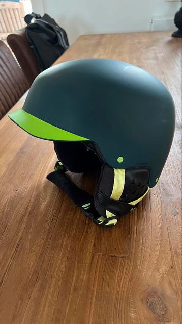 Wintersporthelm - mat groen - incl. sneeuwbril (smoke) beschikbaar voor biedingen