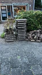 Gratis tegels, opsluitbanden, klinkers, Tuin en Terras, Tegels en Klinkers, Ophalen, Gebruikt, 5 tot 10 m², Beton