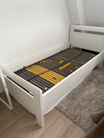 Eenpersoonsbed met een bodem van bossflex 600, Huis en Inrichting, Ophalen, 90 cm, Eenpersoons, Wit