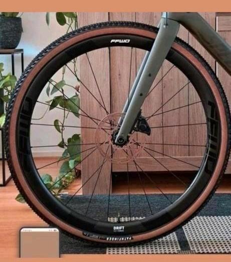 FFWD Drift Carbon Wielset - DT Swiss 240 - XDR, Fietsen en Brommers, Fietsonderdelen, Zo goed als nieuw, Racefiets, Wiel, Ophalen of Verzenden