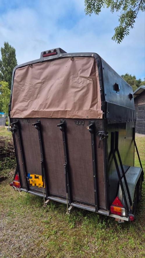 Paardentrailer- Gesloten aanhanger / 2-paards trailer, Auto diversen, Aanhangers en Bagagewagens, Gebruikt, Ophalen