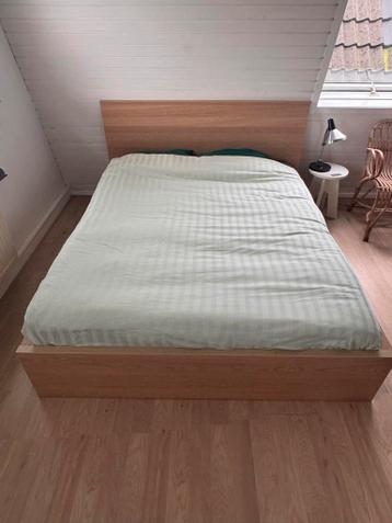 Ikea Malm bed 160x200 - incl. lattenbodem + matras - afbeelding 2