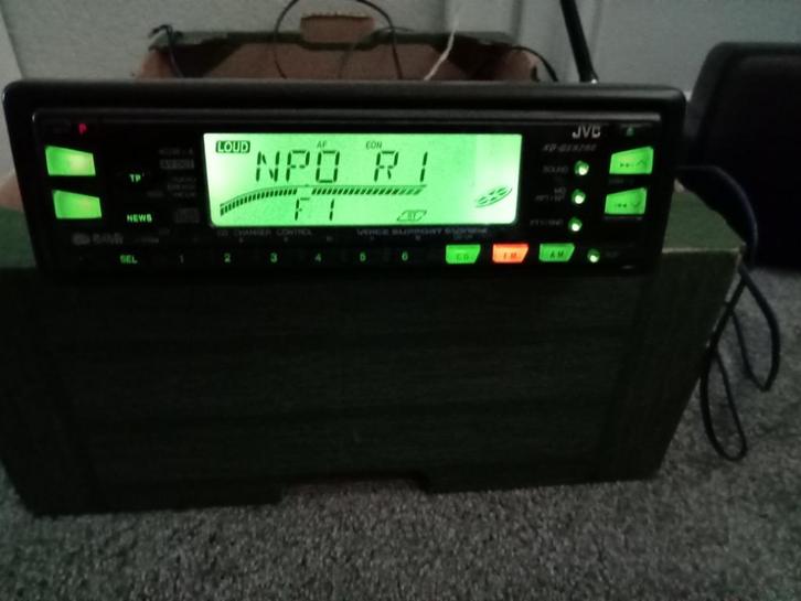 JVC auto radio met spraakchip / voor youngtimer / KD-GS929, Auto diversen, Autoradio's, Gebruikt, Ophalen of Verzenden