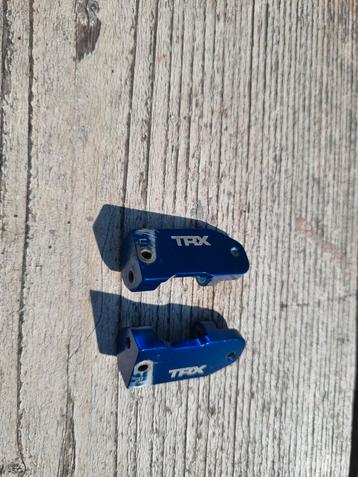 Traxxas casterblocks blauw aluminium
TRX-3632A beschikbaar voor biedingen