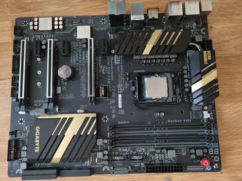 Te koop moederbord Gigabyte - Z170X-UD5 TH-CF socket 1151, Computers en Software, Moederborden, Zo goed als nieuw, DDR4, Ophalen