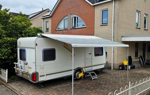 Caravan Knaus Sudwind 450, Caravans en Kamperen, Caravans, Particulier, tot en met 4, 1000 - 1250 kg, Rondzit, Knaus, Frans bed