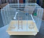 Mooi gebruikte vogelkooi mer toebehoren te koop, Ophalen, Gebruikt, Metaal, Vogelkooi