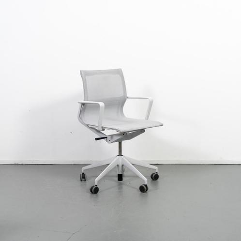 1 Vitra Physix bureaustoel Grijs, Huis en Inrichting, Bureaustoelen, Gebruikt, Bureaustoel, Grijs, Ophalen of Verzenden