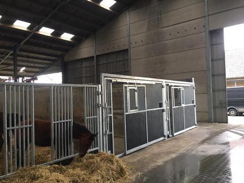 Voorwand met schuifdeur Volledig draaibaar/ machinaal mesten, Dieren en Toebehoren, Stalling en Weidegang, Opfok, Stalling, Weidegang