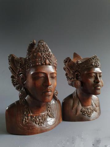 1930 Balinese top stukken Bali Indonesië beeld buste beelden beschikbaar voor biedingen