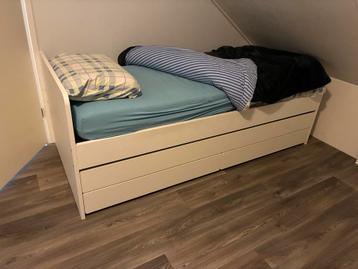 IKEA Släkt bedframe met onderbed en lattenbodem