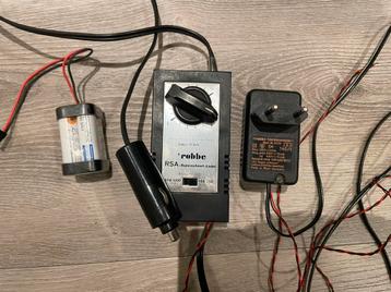 RC Auto opladers (merk: ROBBE) en servo accupack beschikbaar voor biedingen