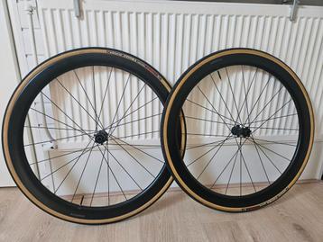 Alexrims CF45 carbon wielen disc beschikbaar voor biedingen