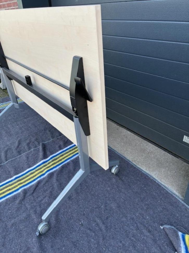 Opklapbare tafels verrijdbaar, Huis en Inrichting, Bureaus, Gebruikt, Bureau, Ophalen