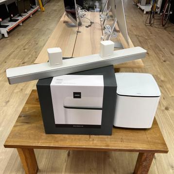 Bose Soundbar 700 Wit + Basmodule 700 Wit + Surround speaker beschikbaar voor biedingen