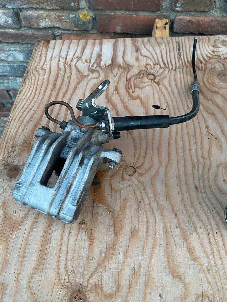 ABS Remzadel VAG 1K0 615 423 links met leiding en slang, Auto-onderdelen, Remmen en Aandrijving, Audi, Gebruikt, Ophalen of Verzenden