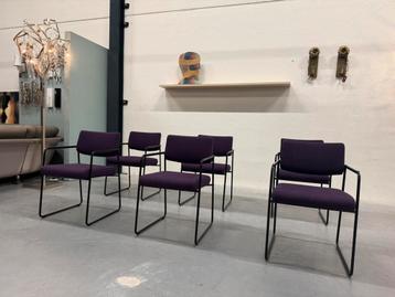 6 Harvink Duck Eetkamerstoel Paars stof Design stoel beschikbaar voor biedingen