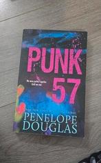 Punk 57 - Penelope Douglas, Boeken, Ophalen of Verzenden, Zo goed als nieuw, Penelope Douglas, Amerika