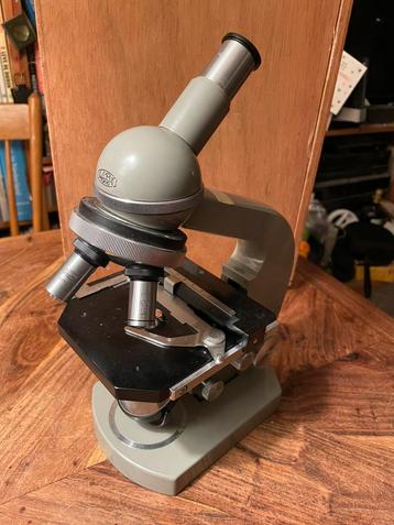 Olympus microscoop met kist. beschikbaar voor biedingen