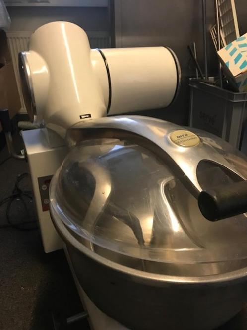 Dito Electrolux Deegkneder Spiraalkneder Deegmenger 40 lt, Zakelijke goederen, Horeca | Keukenapparatuur, Bakkerij en Slagerij