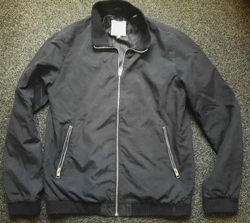 Jack & Jones zomerjas mt M beschikbaar voor biedingen