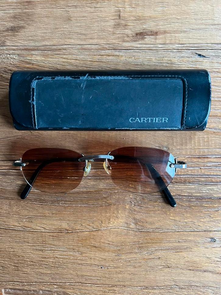 Vintage cartier santos bril van titanium orgineel, Sieraden, Tassen en Uiterlijk, Zonnebrillen en Brillen | Heren, Zo goed als nieuw