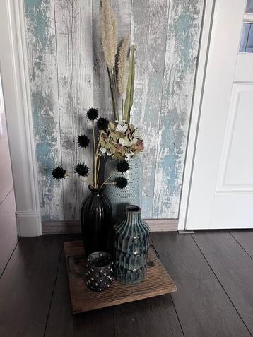 Diverse woonaccessoires beschikbaar voor biedingen