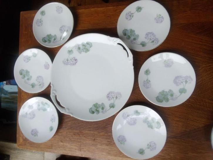 Gebakstel, gebakservies van Paul Müller Selb Bavaria, Antiek en Kunst, Antiek | Servies los, Ophalen of Verzenden