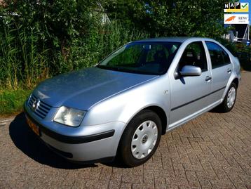 Volkswagen Bora 1.6-16V 105pk Airco 129.000km Trekhaak Young beschikbaar voor biedingen