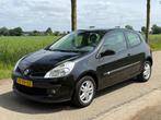 Renault Clio 1.2 TCE Business Line APK 07-2026 Airco, Voorwielaandrijving, Gebruikt, Zwart, 4 cilinders
