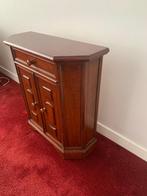 Roodbruin kastje - 68x75x26 cm, Gebruikt, Ophalen of Verzenden, 65 cm of meer, 70 cm of meer