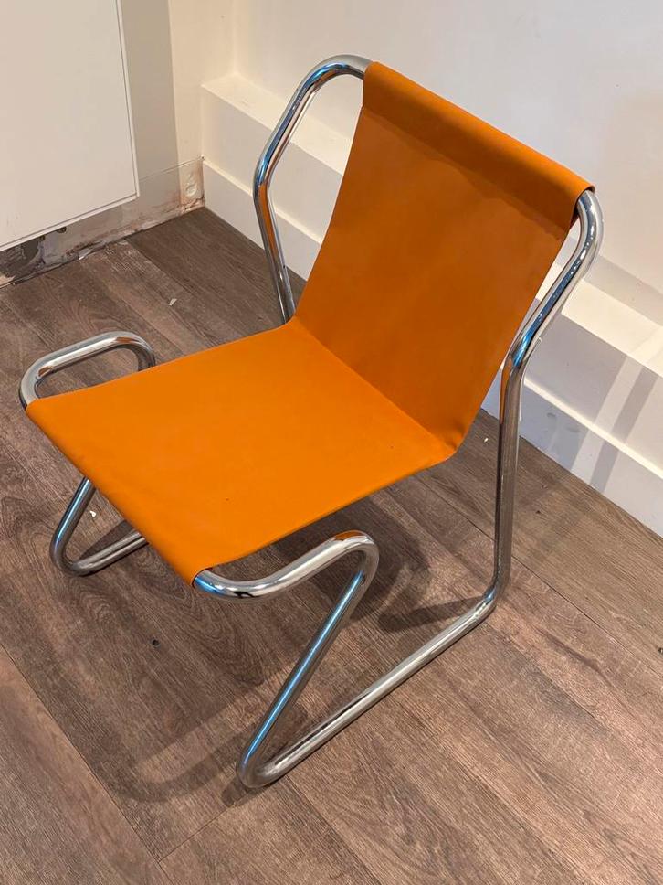 Oranje Design Stoel - Perfecte Staat!, Antiek en Kunst, Antiek | Meubels | Stoelen en Banken, Ophalen of Verzenden