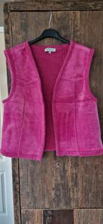 2 gilets IVY BEAU

ROZE EN ZWART, Ophalen of Verzenden, Zo goed als nieuw, Maat 38/40 (M), Zwart