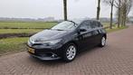 Toyota Auris 1.2T 85KW 5D 2017 Zwart (TREKHAAK/PANORAMADAK), Auto's, 4 cilinders, 1165 kg, Zwart, Origineel Nederlands