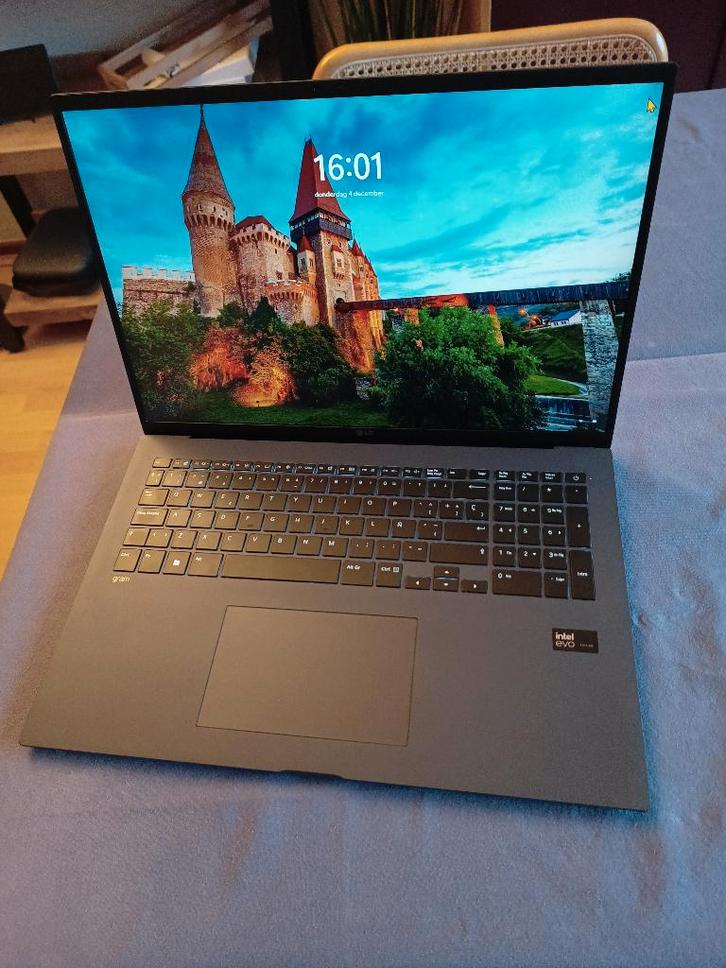 Laptop LC Gram 17 inches, Computers en Software, Windows Laptops, Zo goed als nieuw, 17 inch of meer, SSD, 4 Ghz of meer, 16 GB