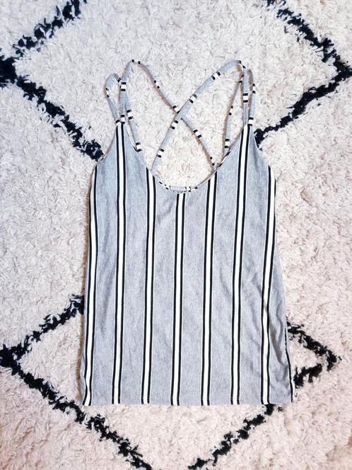 Nieuw mooie grijze gesteepte zomer top maat XS, Kleding | Dames, Tops, Nieuw, Maat 34 (XS) of kleiner, Grijs, Zonder mouw, Ophalen of Verzenden