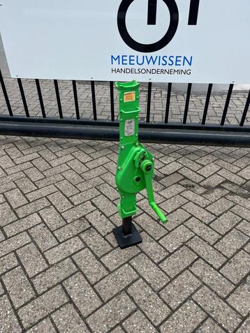 Dommekracht/domme kracht/kelderwind/kelder wind 3000KG beschikbaar voor biedingen