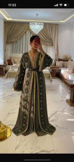 Takchita te huur, Kleding | Dames, Gelegenheidskleding, Ophalen of Verzenden, Zo goed als nieuw, Overige typen