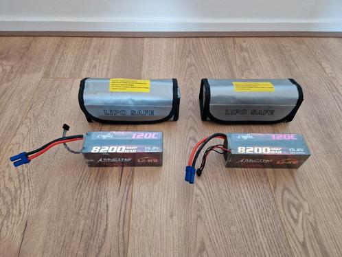 2x cnhl 8200mah 120c 4s lipo's met laad / bewaar zakken, Hobby en Vrije tijd, Modelbouw | Radiografisch | Overige, Gebruikt, Ophalen of Verzenden