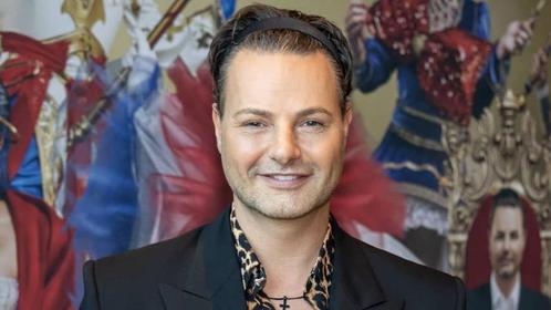 Fred van Leer Rijswijk 16 december rij 8, Tickets en Kaartjes, Theater | Cabaret en Komedie, Twee personen, December