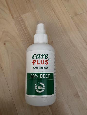Deet & zonnebrand  beschikbaar voor biedingen