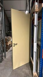 Deur mdf met ijzerenlaag  aluminium kozijn brand vertragend, Doe-het-zelf en Verbouw, Deuren en Horren, Ophalen, 80 tot 100 cm