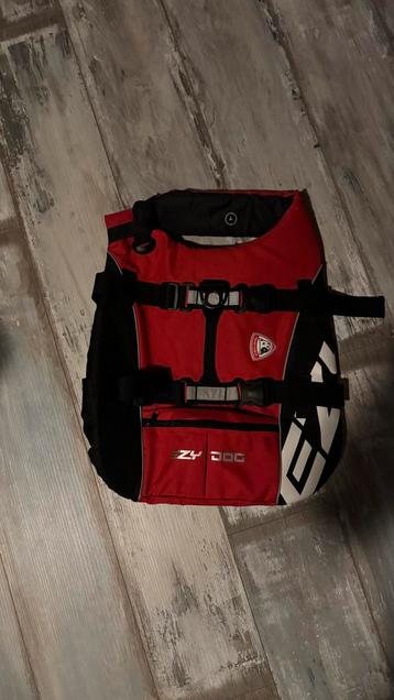 Honden reddingsvest beschikbaar voor biedingen