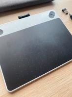 Tekentablet Wacom Intuos incl. Draadloze Adapter en hoesje, Computers en Software, Tekentablets, Ophalen of Verzenden, Gebruikt