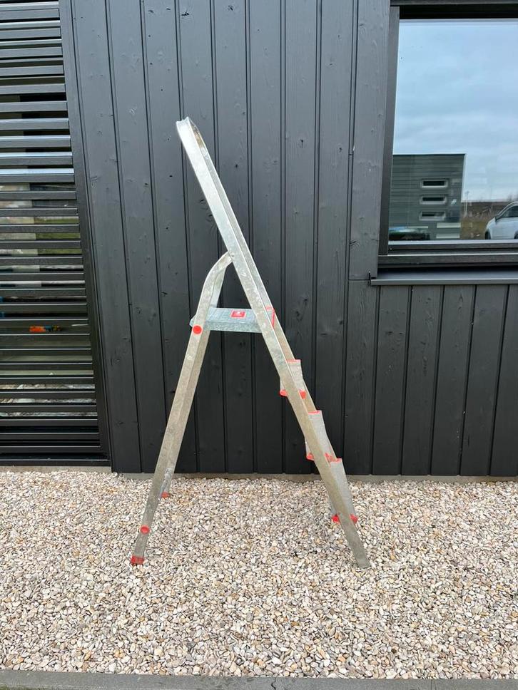 Altrex trap, Doe-het-zelf en Verbouw, Ladders en Trappen, Gebruikt, Ladder, Minder dan 2 meter, Opvouwbaar of Inschuifbaar, Ophalen of Verzenden