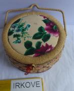 VINTAGE OUD NAAIMANDJE * Origineel *, Antiek en Kunst, Verzenden