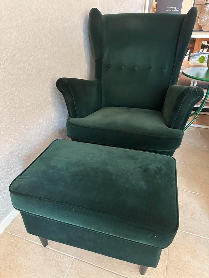 donkergroene strandmon stoel met voetenbank, Huis en Inrichting, Fauteuils, Gebruikt, Stof, 50 tot 75 cm, 75 tot 100 cm, Ophalen