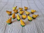 15 stuks kuikens van hard rubber 2x1.5x2cm, Verzamelen, Poppetjes en Figuurtjes, Ophalen of Verzenden, Zo goed als nieuw