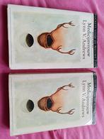 2x Medicijnvrouw Lynn V Andrews, Boeken, Ophalen of Verzenden, Gelezen